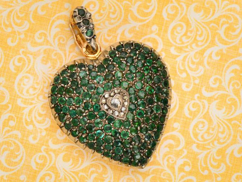 
                      
                        Mon Amour - French Emerald Diamond Heart Locket
                      
                    