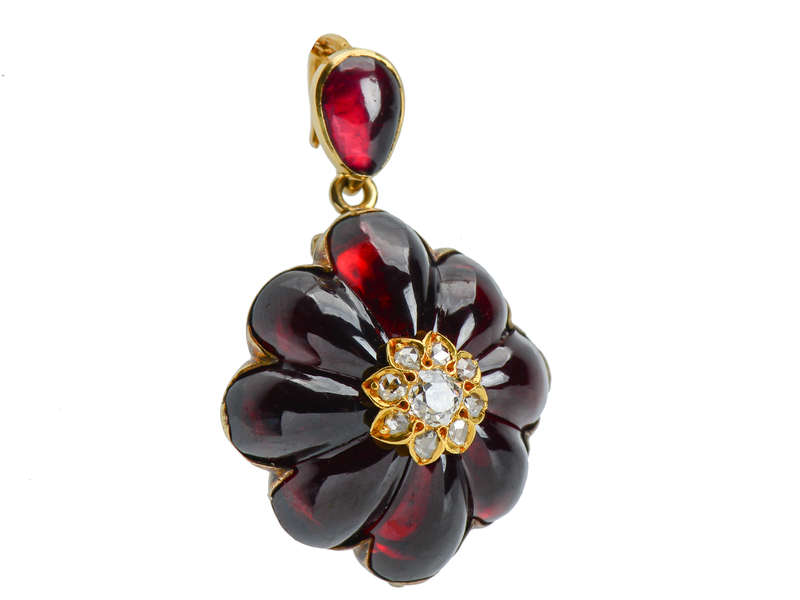 Victorian Garnet Cabochon & Diamond Star Pendant
