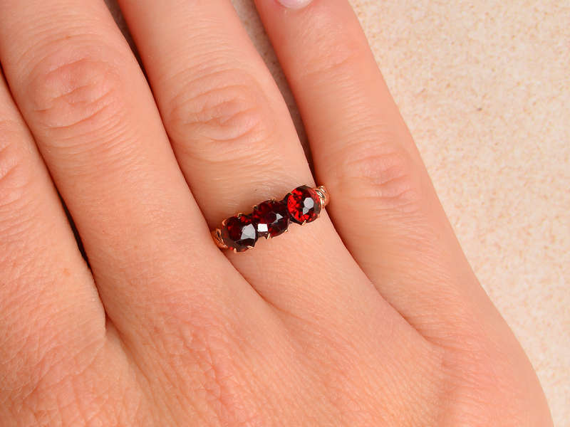 Antique Three Garnet Ring of December 23, 1903