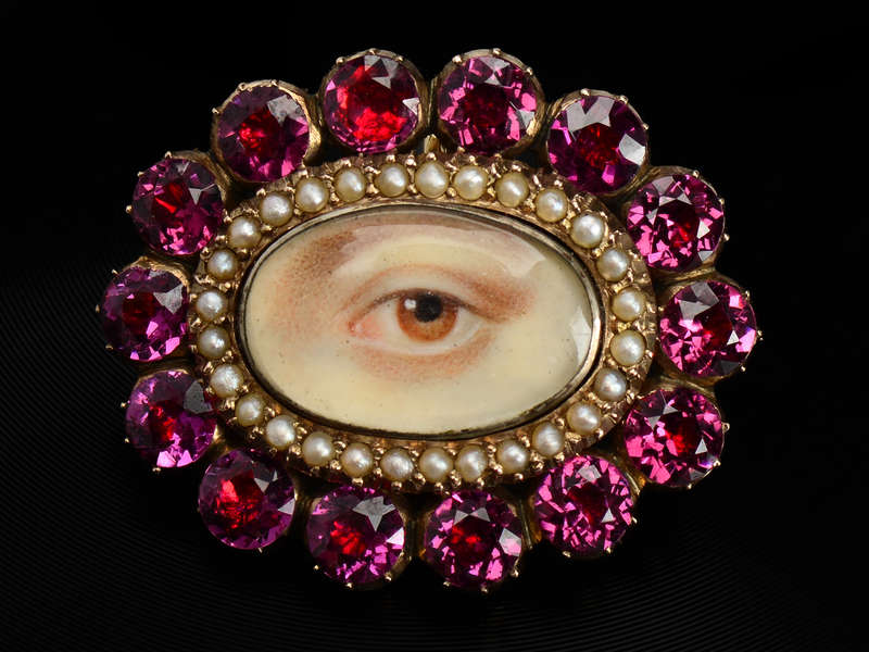 Rare Georgian Garnet Lover's Eye Brooch