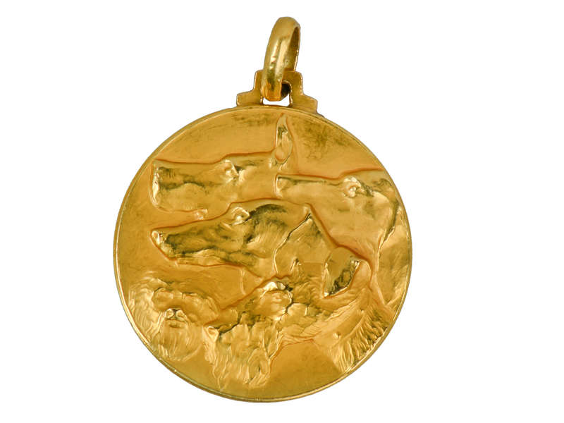 Realism - Italian Gold Five Dog Vintage Pendant