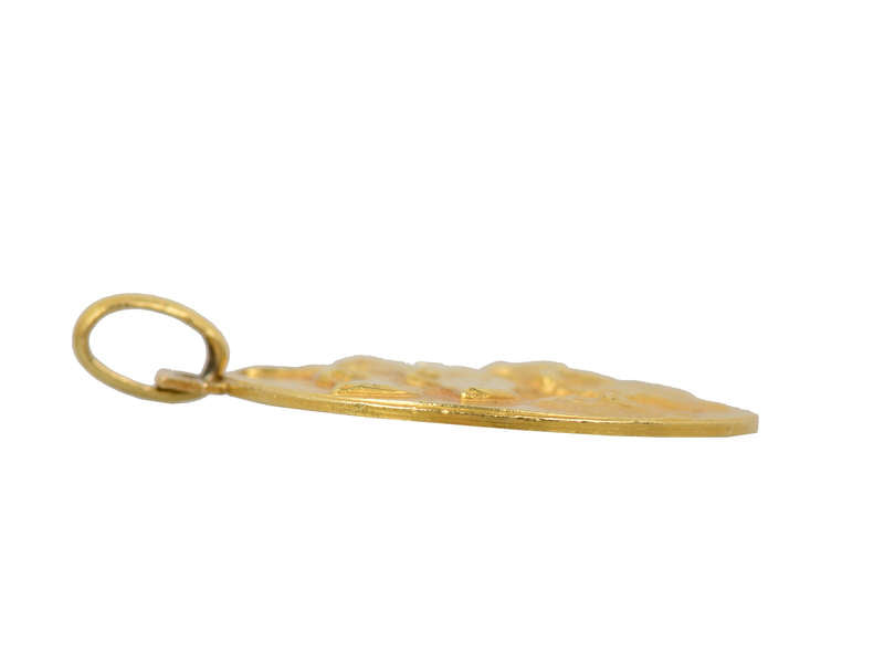 Realism - Italian Gold Five Dog Vintage Pendant