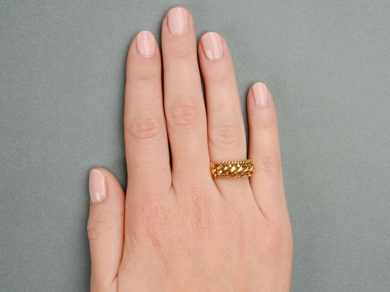
                      
                        Gender Neutral 18k Gold Antique Ring of 1910
                      
                    
