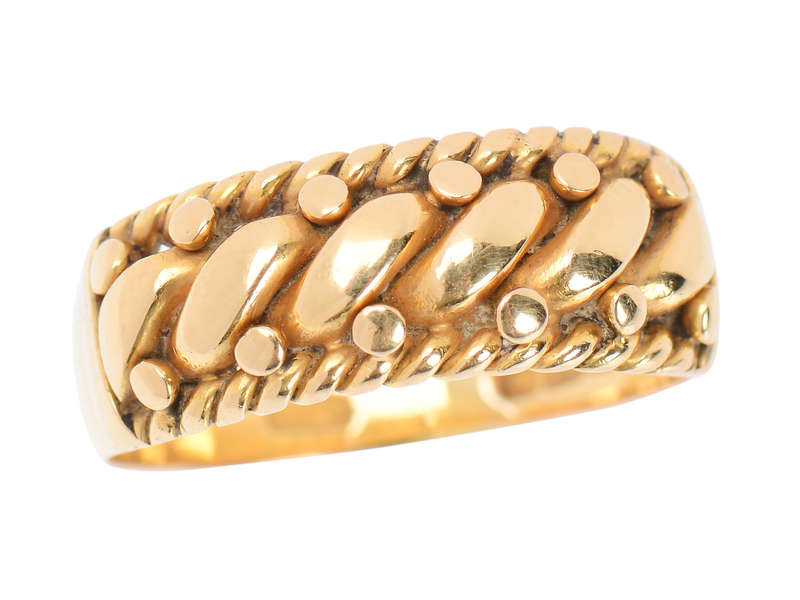 Gender Neutral 18k Gold Antique Ring of 1910