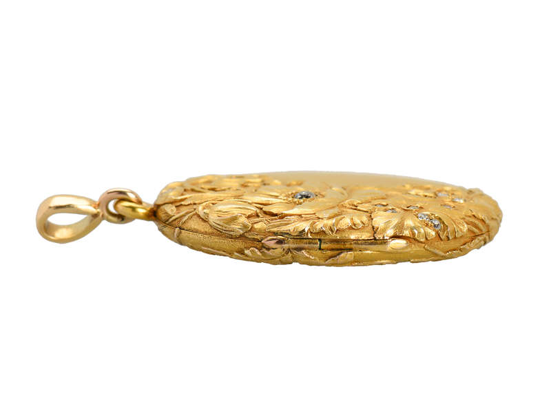 Splendor - Kohn Diamond Flower Locket in 18k