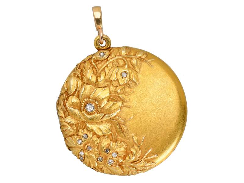 Splendor - Kohn Diamond Flower Locket in 18k