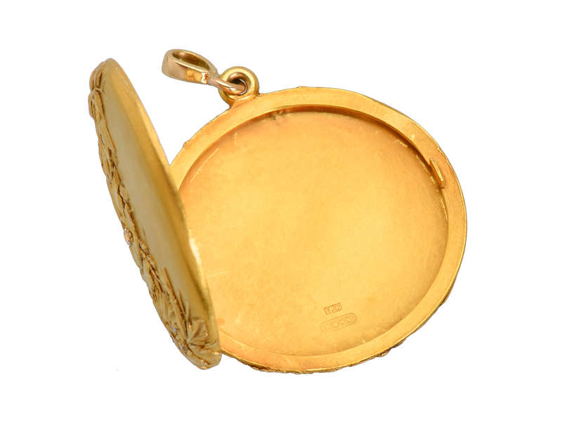 Splendor - Kohn Diamond Flower Locket in 18k