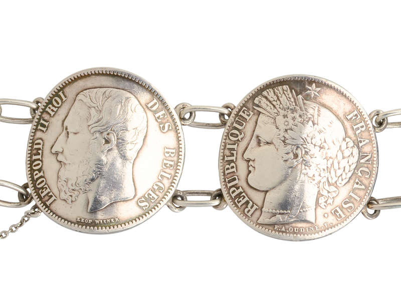Serious Chic - Weighty Huge Coin Bracelet