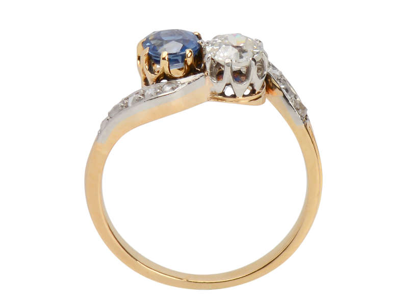 Moi et Toi Sapphire Diamond Crossover Ring