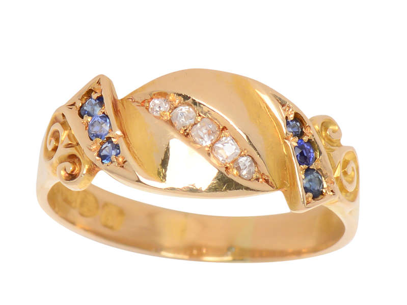 Momentum - 1905 Antique Sapphire Diamond Ring
