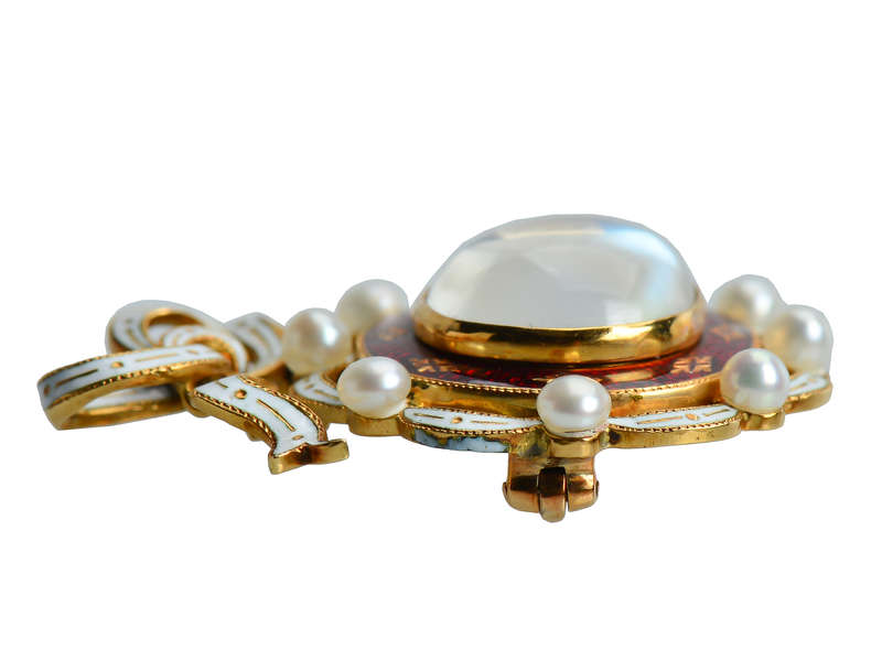 Fine Moonstone Enamel Brooch with Provenance of 1864
