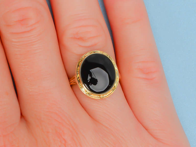 
                      
                        Larter Art Deco Onyx Gold Ring
                      
                    