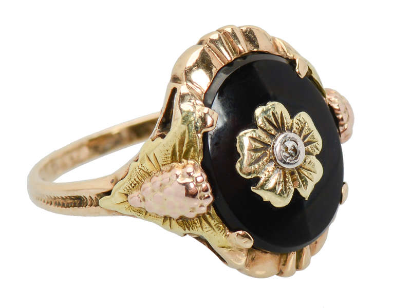 Three Color Gold Onyx Ring