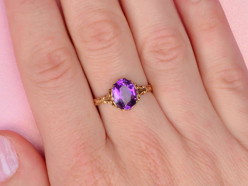 Purple Odyssey - Amethyst Vintage Ring in Gold