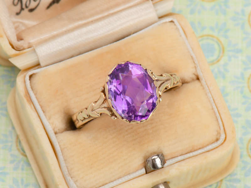 Purple Odyssey - Amethyst Vintage Ring in Gold