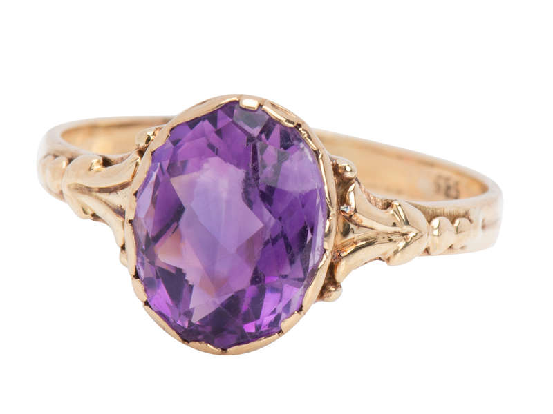 Purple Odyssey - Amethyst Vintage Ring in Gold