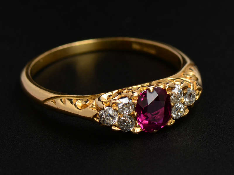 Antique 18k Gold Ruby Diamond Ring