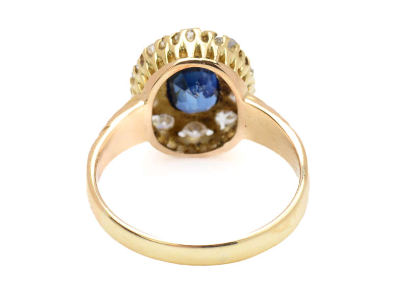 Passion - Antique Sapphire Diamond Halo Ring