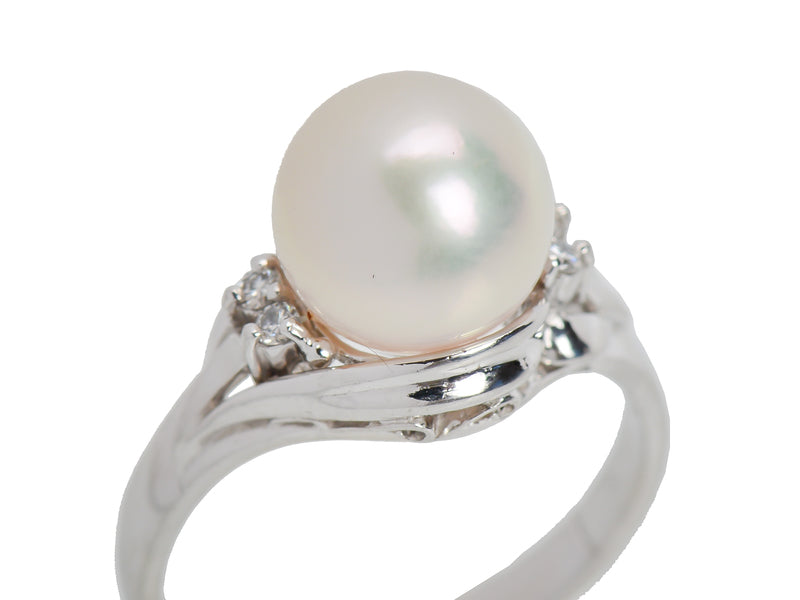 Diamonds & Pearl Classic Estate Ring