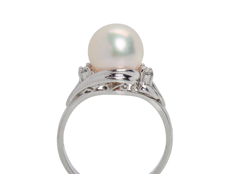Diamonds & Pearl Classic Estate Ring