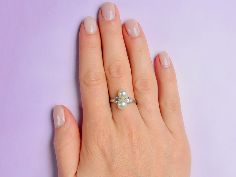 Art Deco Elegant Natural Saltwater Pearl Ring