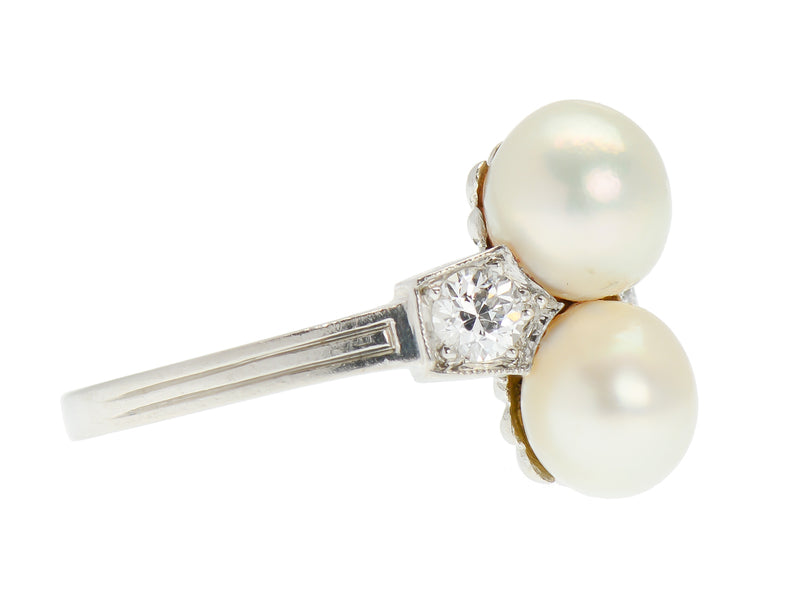 Art Deco Elegant Natural Saltwater Pearl Ring