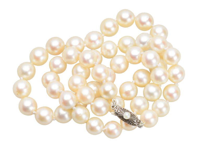Mikimoto Lustrous Vintage Cultured Pearl Necklace