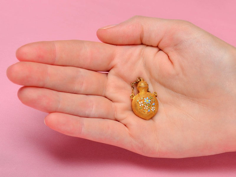 The Scent of Beauty - Perfume Pendant