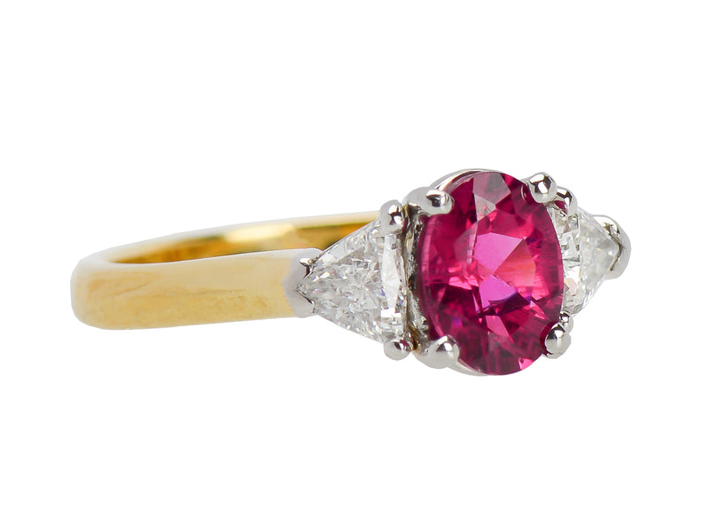 Gracious Pink Sapphire Diamond Ring