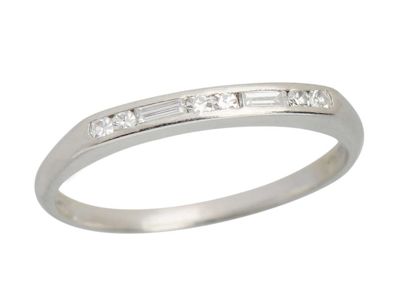 Baguette Beauty - Platinum Diamond Wedding Band