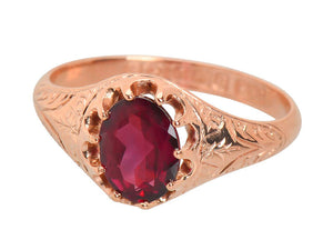 Antique Garnet Rose Gold Ring of 1909