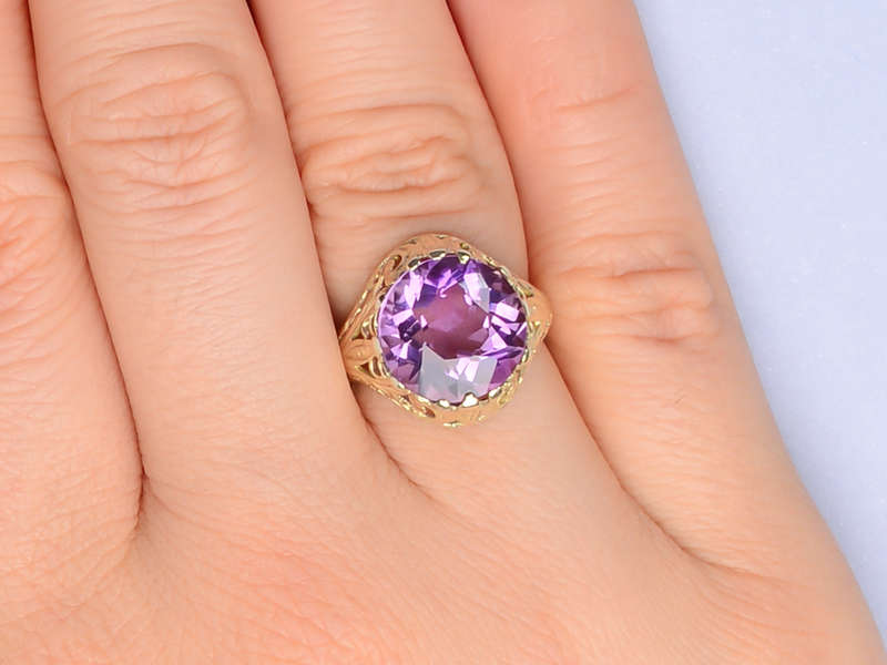 Lilacs & Gold - Amethyst Filigree Ring