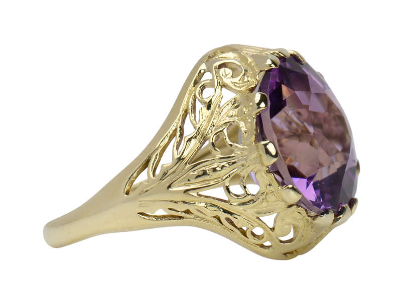 Lilacs & Gold - Amethyst Filigree Ring