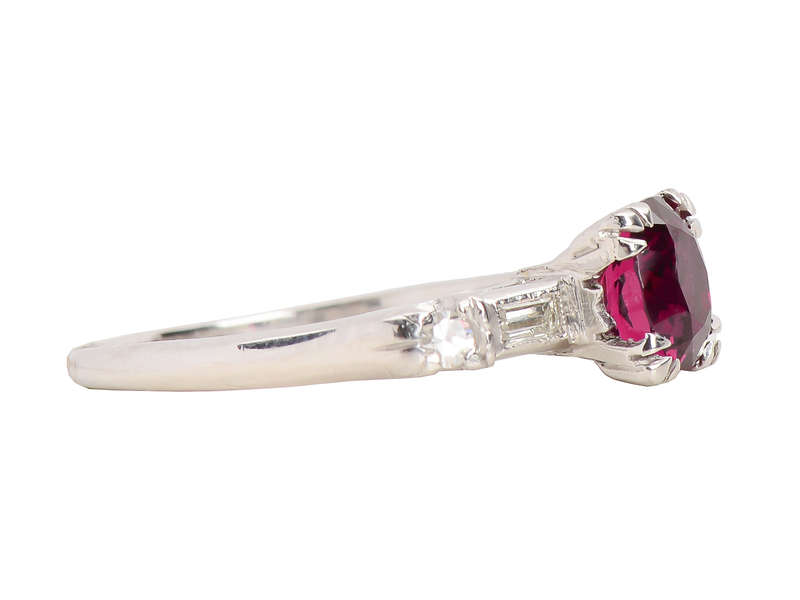 Rubicund Classic - Vintage Diamond Ring