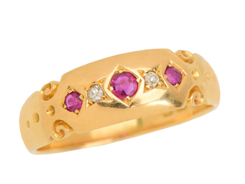 Edwardian English Ruby Diamond 18k Ring