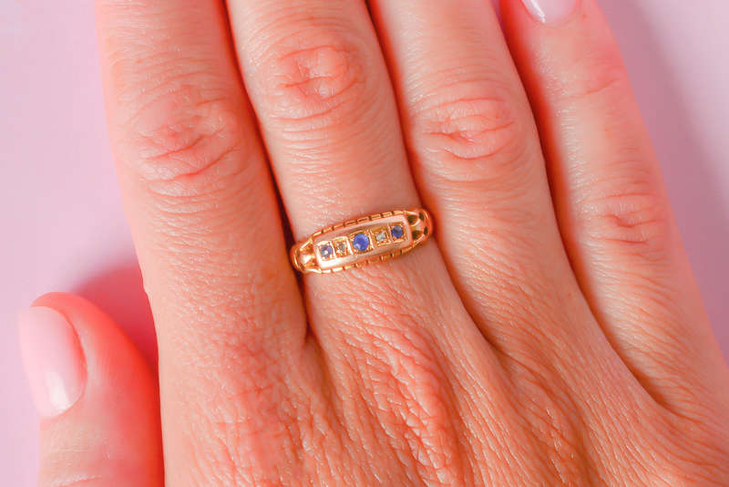 Sapphire Diamond Antique Ring from 1899