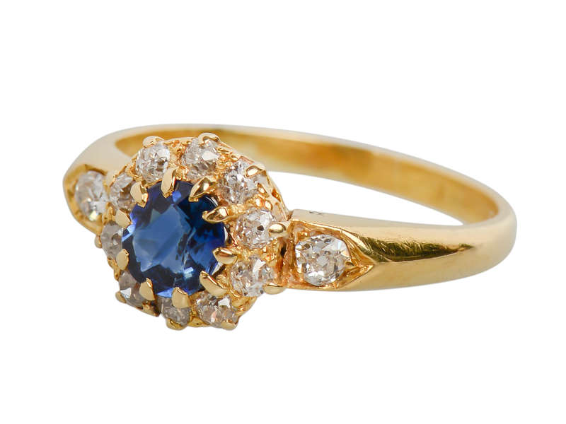 Meet Cute - Sapphire Diamond Antique Ring