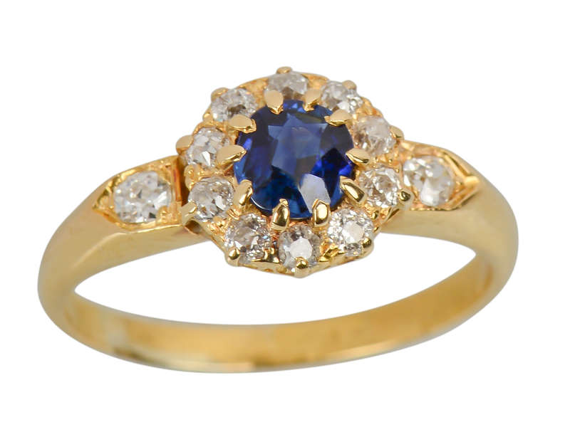 Meet Cute - Sapphire Diamond Antique Ring