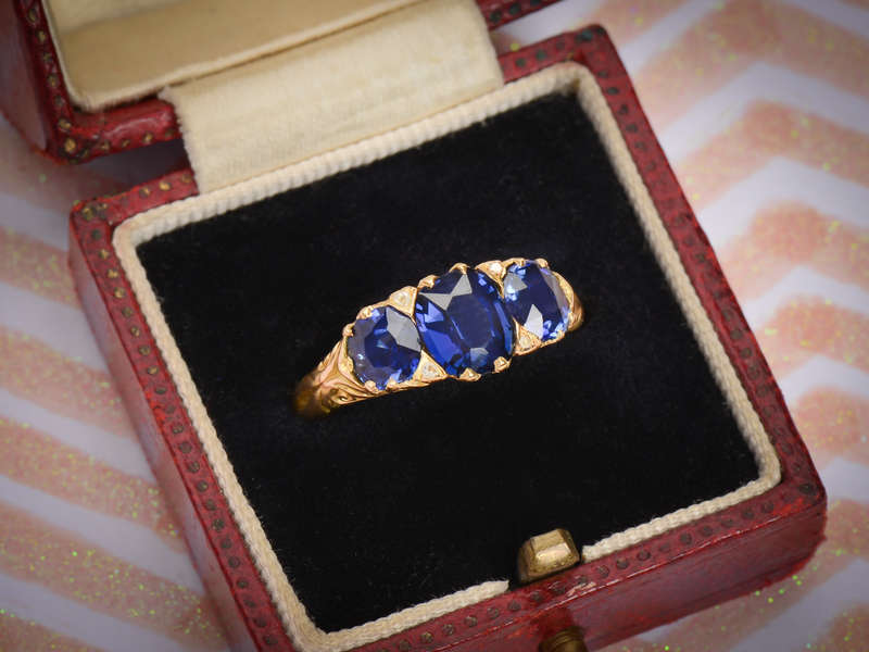 Fine No Heat Antique Ring of 1899