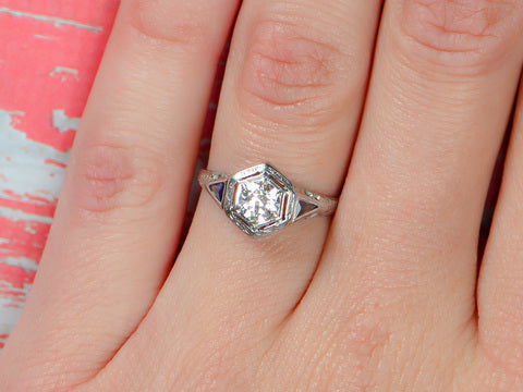 Glittering Art Deco Diamond Ring