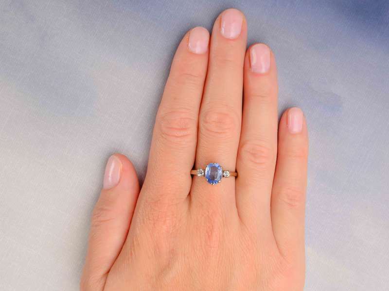 No Heat Ceylon Sapphire Diamond Ring