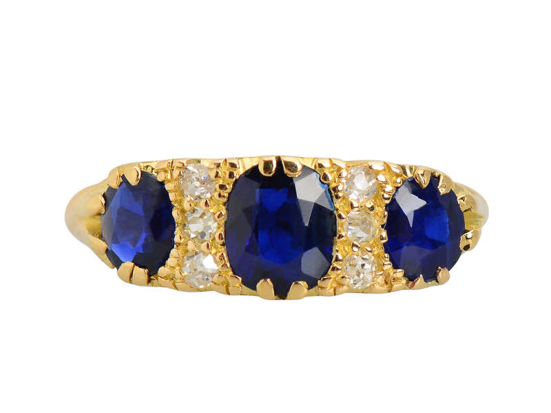 Antique Sapphire Diamond Ring of 1907