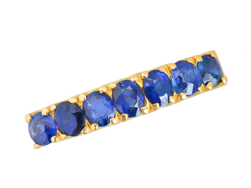 
                      
                        Vintage Seven Stone 18k Gold Ring
                      
                    