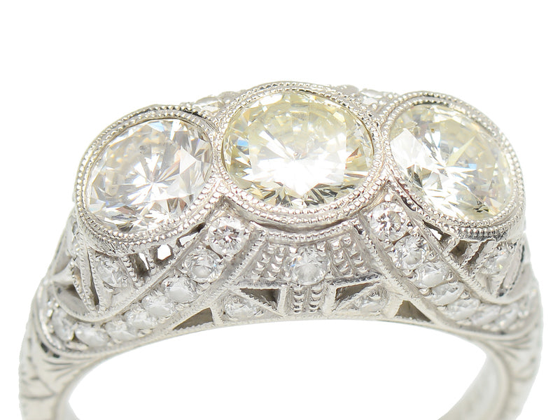 Outstanding Three Stone Diamond Trilogy Ring 2.89 C.
