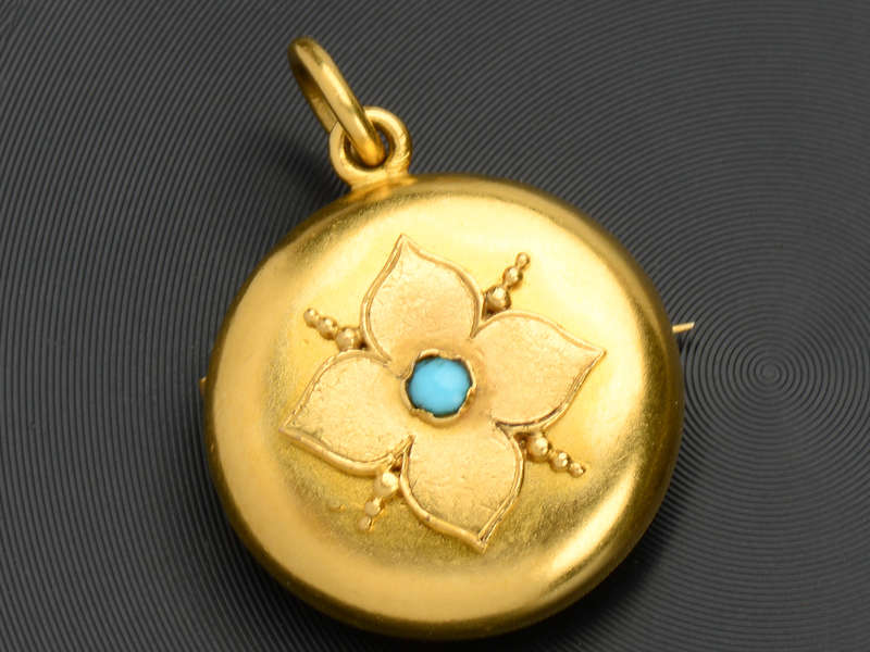 Primrose Flower Themed Victorian Locket Brooch