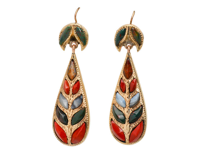 Victorian Scottish Agate Gold Earrings