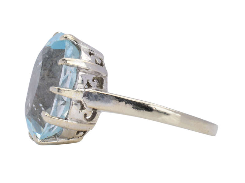 Vintage Blue Topaz Solitaire Ring