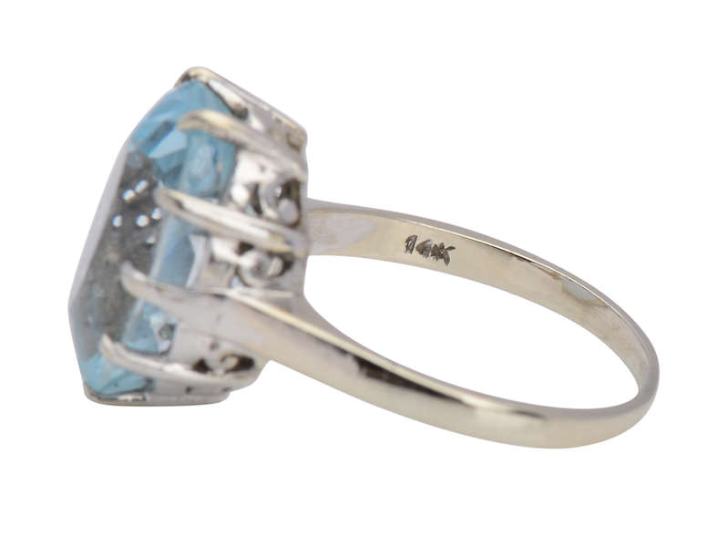 Vintage Blue Topaz Solitaire Ring