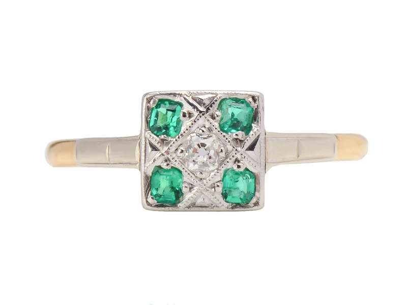 Vivid Emerald Diamond Art Deco Ring