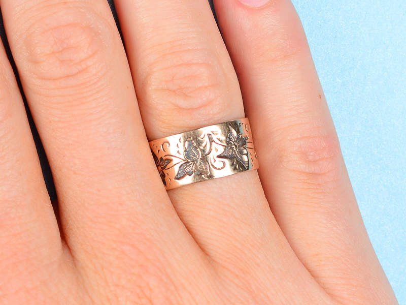 Leaves of Gold - Victorian Wedding Band